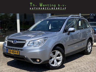 Subaru Forester 2.0 Luxury | Stoelverwarming voor | Cruise control | Navigatie | Achteruitrijcamera | Trekhaak |