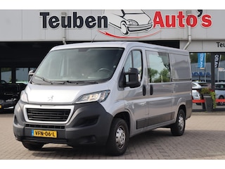 Peugeot Boxer 330 2.2 BlueHDi 140 L2H1 Premium DC Linker- en rechter zijdeur, Dubbel Cabine, Climate control, Navigatie, Trekhaak, Camera