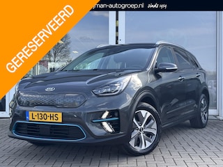 Kia Niro ExecutiveLine 64 kWh | Trekhaak | Leder | Sunroof | Stoelverwarming én ventilatie | JBL audio | Dodehoek detectie | Navigatie Apple CarPlay/Android Auto | Elektrische stoelverstelling |