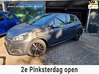 Peugeot 208 1.2 PureTech Allure | 2E EIGENAAR | 12MND GARANTIE | PANO | CAMERA | LAGE KM STAND | NAVI | LMV |