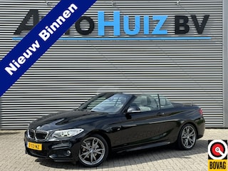 BMW 2-serie Cabrio 218i High Executive M Sport 18 inch Xenon Lederen interieur PDC Navigatie Stuurverwarming Stoelverwarming 18 Inch