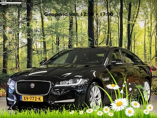 Jaguar XF 2.0 Prestige | Cruise Control | Achteruitrijcamera | Stoelverwarming | Parkeersensoren | Elektrische Stoelen |