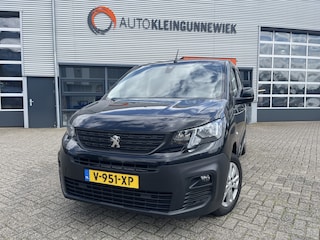 Peugeot Partner 1.5 BlueHDI Asphalt NL-Auto / Navi / Appl/Android Carplay / Camera / All-season banden / L.M. velgen / Bijrijders bank / Clima / Cruise Control