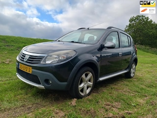 Dacia Sandero 1.6i Stepway Airco Rijdt goed 200576 km NAP Radio / CD El. Ramen