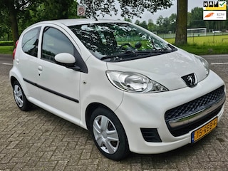 Peugeot 107 1.0-12V XS airco cv op afs elektrische ramen