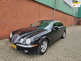 Jaguar S-type 3.0 V6 Clima Bj:2000 NAP!