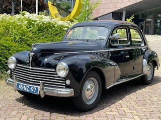 Peugeot 203 