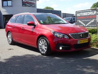 Peugeot 308 SW 1.2 PureTech Blue Lease Premium