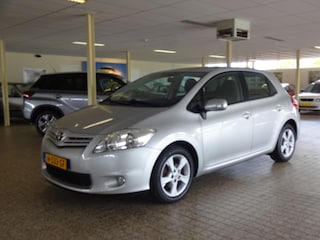 Toyota Auris Automaat 1.6 5-deurs weinig kilometers