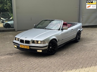 BMW 3-serie Cabrio 318i Executive / AUTOMAAT / CABRIO / NAP