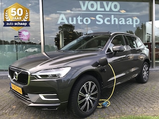 Volvo XC60 2.0 T8 Twin Engine AWD Automaat | Rijklaar incl garantie | Panoramadak Volvo on Call Trekhaak Leer
