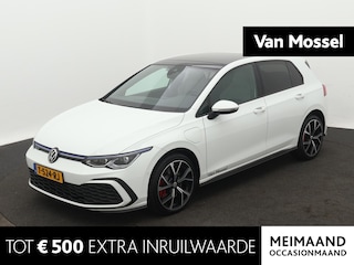 Volkswagen Golf 1.4 eHybrid 245 PK GTE | Panoramadak | IQ-Light | Camera | Parkeersensoren | Stuur/stoel verwarming | Stoelkoeling |