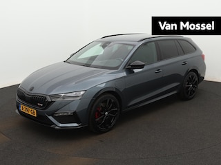 Skoda Octavia Combi 1.4 TSI RS iV PHEV Business | Automaat | Matrix LED | Navigatie | Apple CarPlay / Android Auto | Heads-up Display | Sportstoelen | Alcantara | Lichtmetalen velgen | Parkeersensoren | Keyless Start | Draadloos Opladen | Verwarmde Voorruit | Sfeerverlichting |