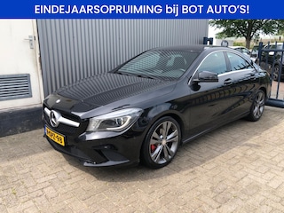 Mercedes-Benz CLA 180 Ambition / NL-AUTO /NAVI / LMV 18” / PDC / AIRCO / CRUISE CONTROL / XENON