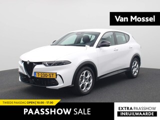 Alfa Romeo Tonale 1.5T Hybrid Sprint | Navigatie | Parkeersensoren voor + Achter | Apple Carplay / Android auto | 18'' LM velgen |