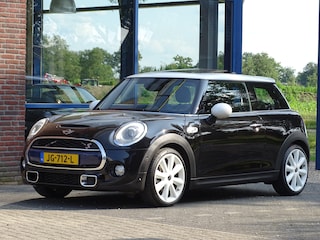 Mini John Cooper Works 2.0 S JCW Chili Serious Business PANOrama LEER Harman kardon