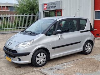 Peugeot 1007 1.4 Urban