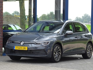 Volkswagen Golf 1.0 eTSI Life Business