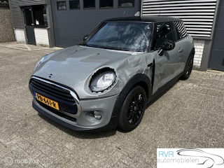 Mini Cooper 1.5 NAVI/CRUISE/PDC