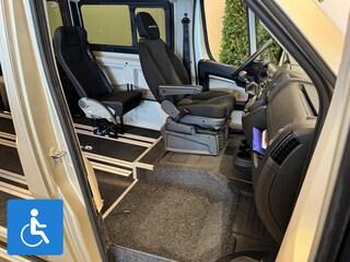 Fiat Ducato L2H2 Rolstoelbus - Rolstoel voorin