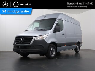 Mercedes-Benz Sprinter 315 CDI | L2 H2 | RWD | Aut. | PRO | BPM VRIJ! | ACHTERUITRIJCAMERA | 3500 KG AHW | DODEHOEKASSISTENT | AIRCO | CRUISE | CARPLAY | ANDROID AUTO | METALLIC | 3-ZITS | MBUX SYSTEEM GROOT
