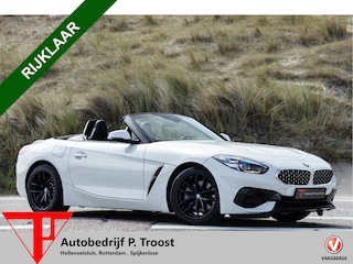 BMW Z4 Roadster sDrive20i M-Sport interieur Kuipstoelen/Navigatie/Virtuele cockpit/Adaptive cruise control/Apple carplay/DAB+/Sfeerverlichting/Lederen bekleding/Stoelverwarming/Stuurverwarming/Parkeersensoren rondom/Draadloos telefoonladen/18 Inch