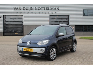 Volkswagen Up 1.0 Cross up! BlueMotion 75 PK / Stoelverwarming / Airco
