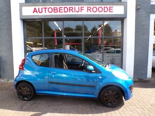 Peugeot 107 1.0 Active NIEUWE APK, 2 EIGENAAR !!!