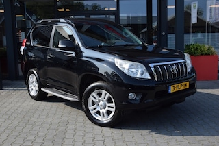 Toyota Land Cruiser 3.0 D-4D 3DRS VX A/T VAN