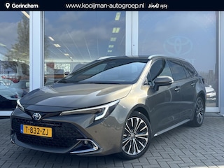 Toyota Corolla Touring Sports 1.8 Hybrid First Edition | Elek. Achterklep | Parkeersensoren | Stoelverwarming | Apple Carplay/Android Auto | Toyota garantie tot 2033!