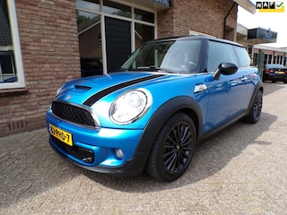 Mini Mini 1.6 Chili / Navi