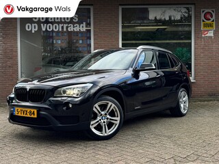 BMW X1 DRIVE20i CHROME LINE | AIRCO | NAVIGATIE | CRUISE | PDC | VELGEN | TREKHAAK | NAP