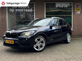 BMW X1 DRIVE20i CHROME LINE | AIRCO | NAVIGATIE | CRUISE | PDC | VELGEN | TREKHAAK | NAP