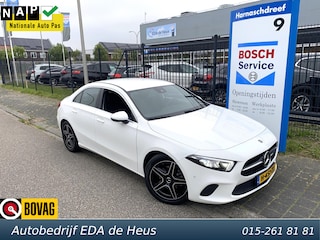 Mercedes-Benz A200 163pk Limousine 7G DCT-automaat Launch Edition NL-auto met o.a. 18" AMG velgen, wide-screen dash, camera, LED, navi, CarPlay, etc., etc.