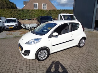 Peugeot 107 1.0 Première Airco, Lm velgen, Audio