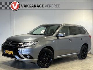 Mitsubishi Outlander 2.0 PHEV Executive Edition | Navigatie | LM Velgen 18" | Voorstoelen Verwarmd | Cruise Control | Airco |