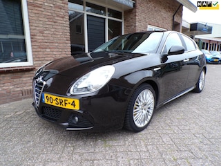 Alfa Romeo Giulietta 1.4 T Distinctive Automaat