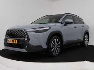 Toyota Corolla Cross Hybrid 140 Style | Panoramisch dak | Premium Pack | All-season banden | Trekhaak |