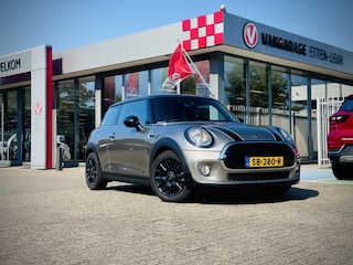 Mini Mini 1.5 Business / PDC / AIRCO / STOELVERWARMING