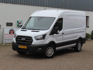 Ford Transit GB 350 L2H2 TDCi 105pk FWD Trend/ Trekhaak met 2500KG trekgewicht/ Parkeersensoren V+A/ DAB/ Cruise control/ 3 Zitplaatsen/ Airco/ Origineel NL/ NAP