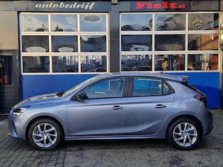 Opel Corsa 1.2 Edition Automaat / Cruise control / Stoelverwarming / Bluetooth / Lichtmetalen velgen