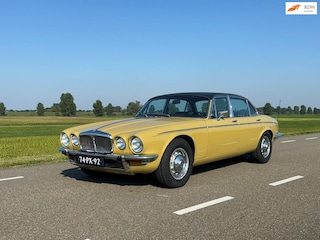 Daimler Double Six 5.3 V12 origineel NL auto, zeer lage km stand