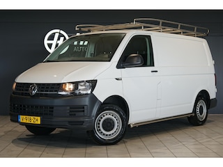 Volkswagen Transporter 2.0 TDI L1H1 *56397KM* + AIRCO / TREKHAAK / PDC / IMPERIAAL