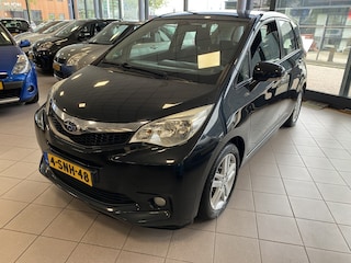 Subaru Trezia 1.4D Luxury ( TOYOTA VERSO S ) BJ 2013 !!!!!