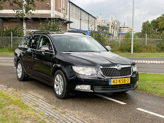 Skoda Superb Combi 1.8 TSI Comfort Business Line | Trekhaak
