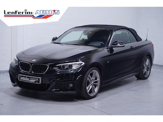 BMW 2-serie Cabrio 218d High Executive Leder Navi Camera Bi-Xenon PDC v+a Stoelverwarming