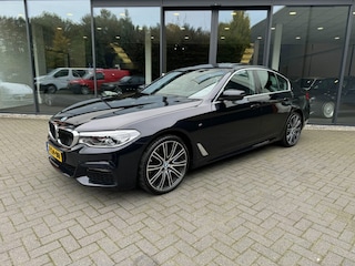 BMW 540i 340pk M-Sport,HUD,Schuifdak,Stoelkoeling,Leer,LED,Memory