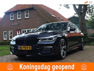 BMW 740e iPerformance High Executive Aut. | M-Pakket | Schuifdak | Driving Assistant Plus | HUD | Soft-Close | NAP |