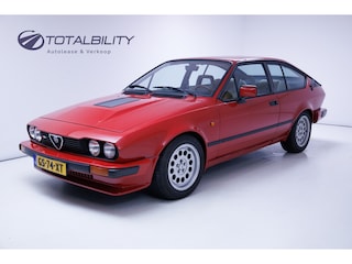 Alfa Romeo GTV 2.5 V6 158 PK Ronal LMV, Tripmaster classic 303