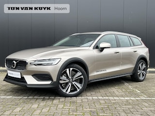 Volvo V60 2.0 B5 AWD Plus Climate Intalisafe 19 inch Harman Kardon Keyless